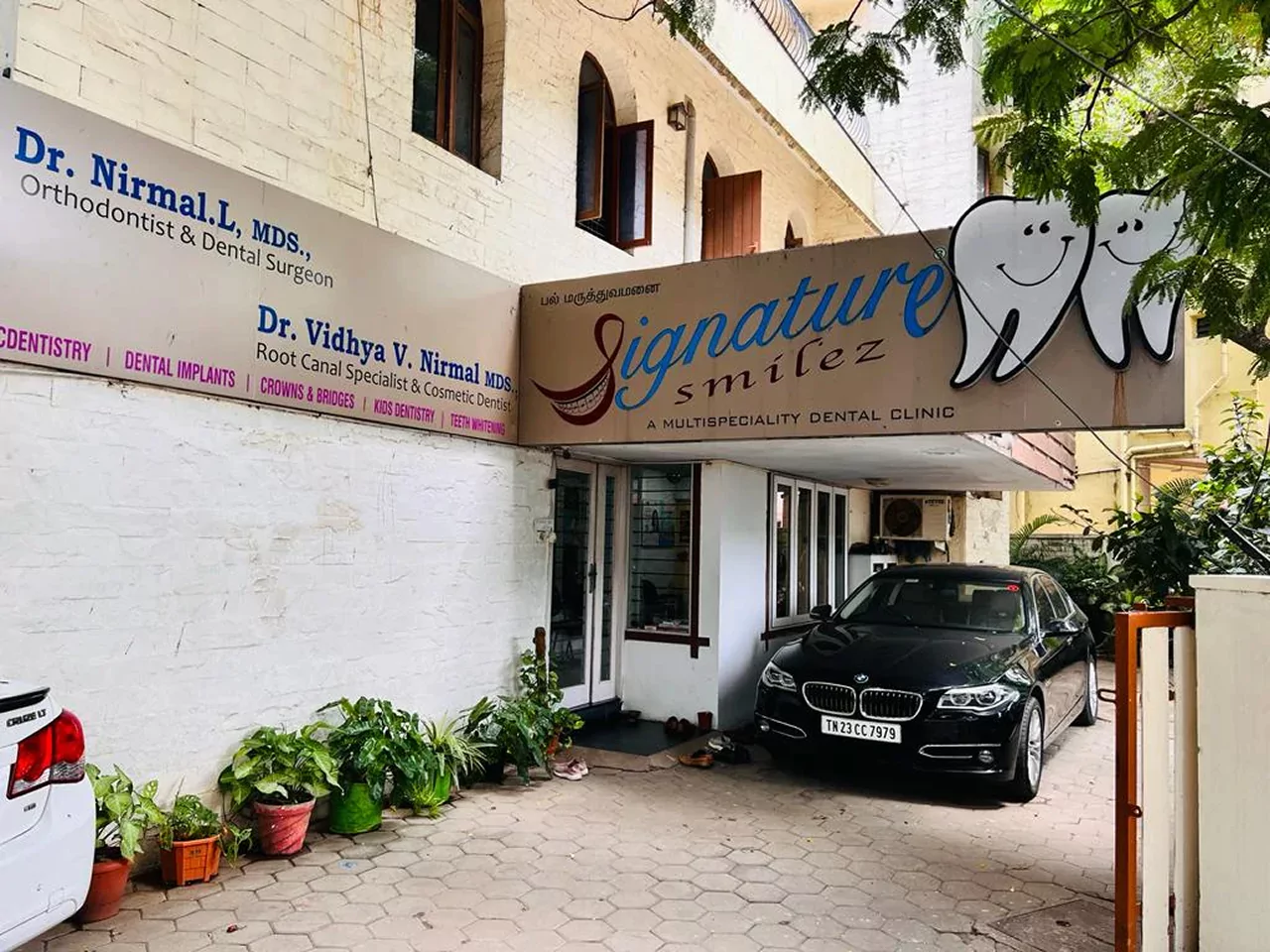 Click to enlarge Signature Smilez